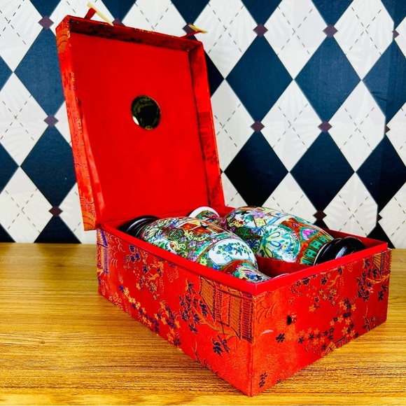 Rose Medallion Vase Pair Porcelain Hand-Painted w/ Stands & Red Presentation Box - Picture 9 of 14